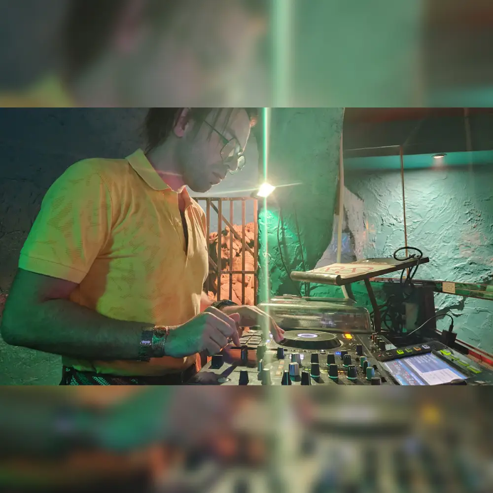 17/05 | Ömer Faruk Aykut